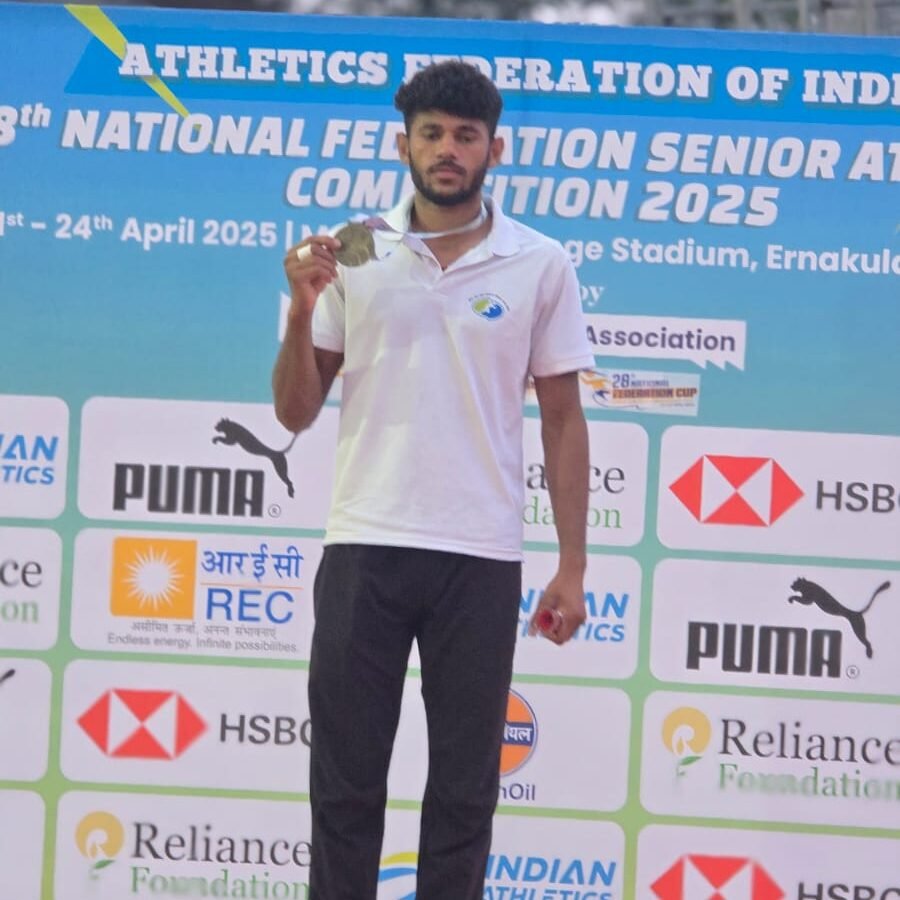 Madhya Pradesh promising pole vaulter Dev Meena improves his national record in Kochi