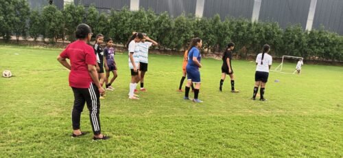 Read more about the article Young girls in rural Punjab taking to football