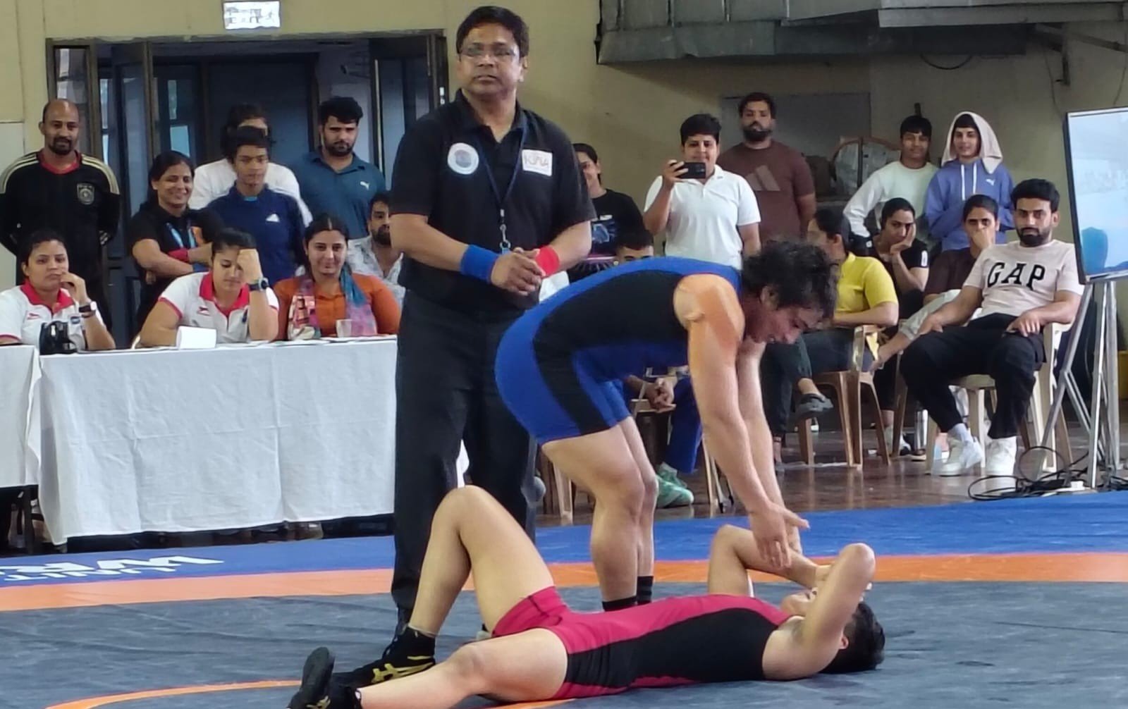 Meenakshi floors Antim Panghal, wins ticket to Asian Wrestling Championships