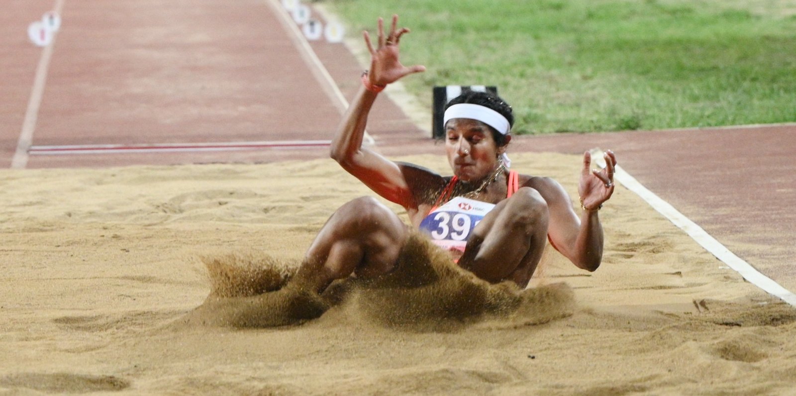 Healthy competition between Shaili Singh and Ancy Sojan “lights up” the jumping arena